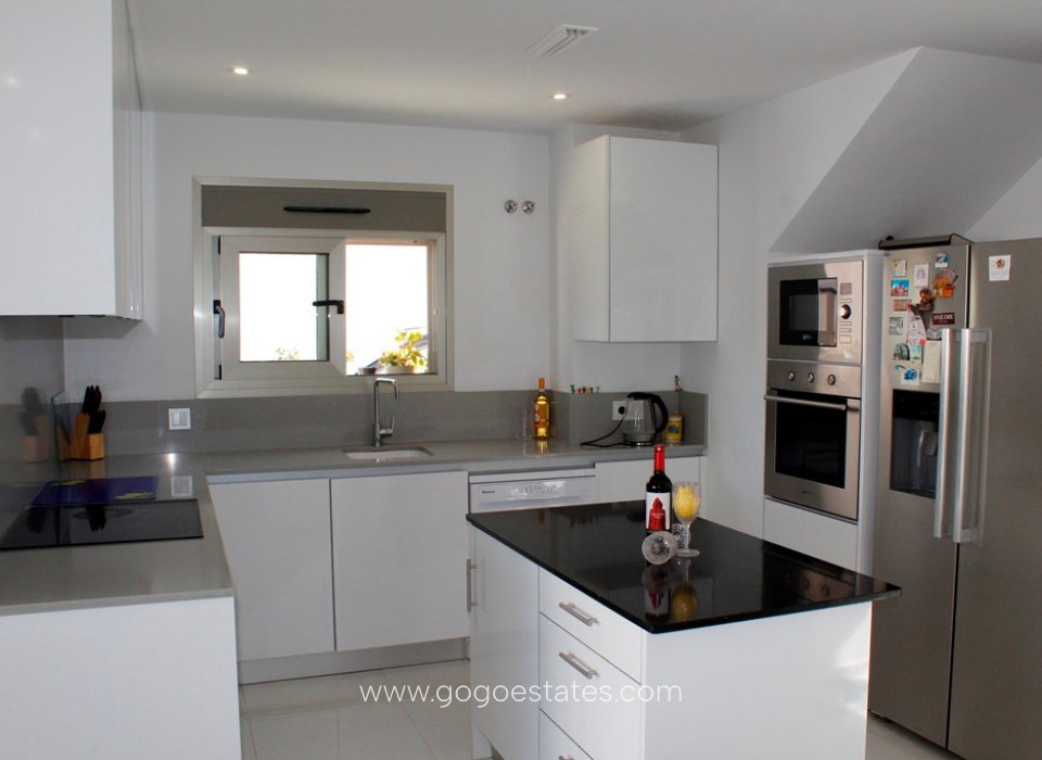 Te koop - Huis - Vrijstaande Villa - San Miguel De Salinas - San Miguel de Salinas Centro