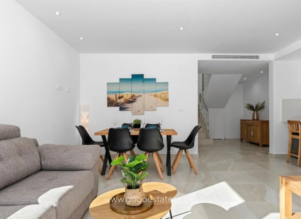 Te koop - Huis - Vrijstaande Villa - San Miguel De Salinas - San Miguel de Salinas Centro