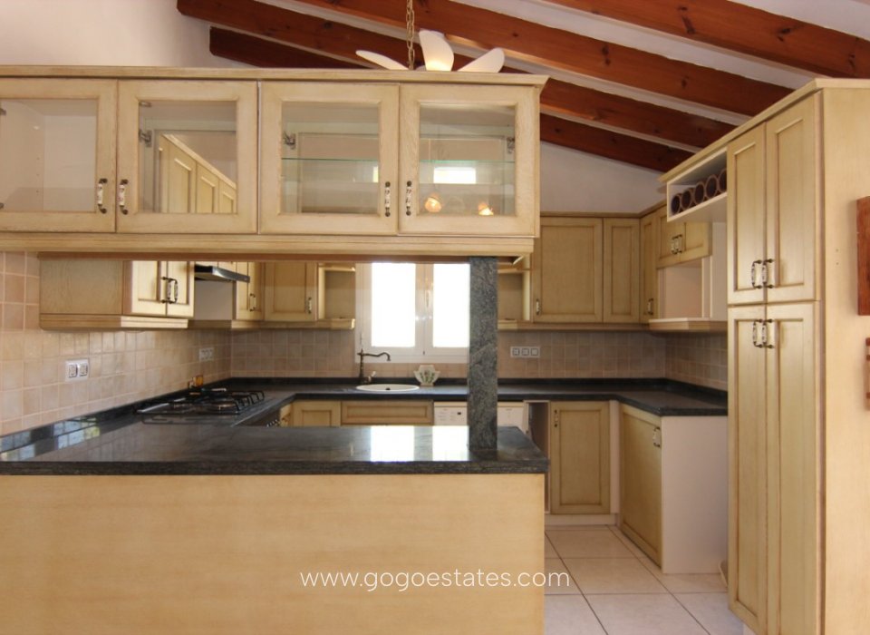 Te koop - Huis - Vrijstaande Villa - Teulada - Moraira