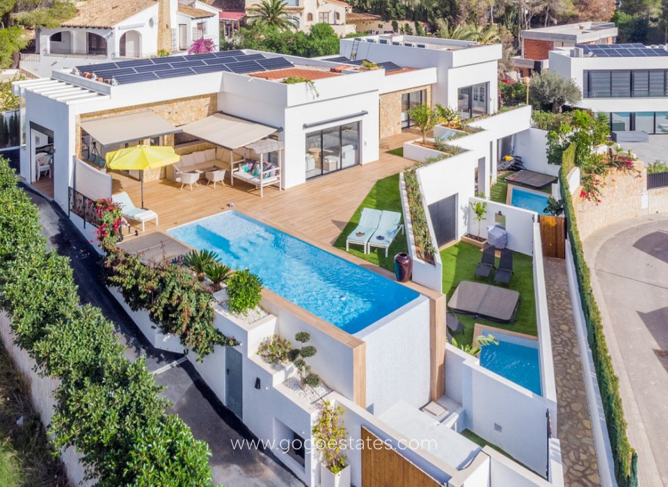 Te koop - Huis - Vrijstaande Villa - Teulada - Moraira