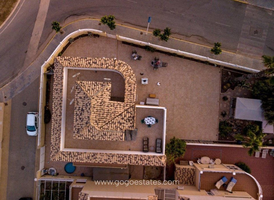 Te koop - Huis - Vrijstaande Villa - Torrevieja - LA SIESTA