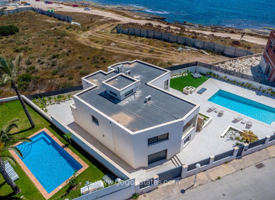 Te koop - Huis - Vrijstaande Villa - Torrevieja - La veleta
