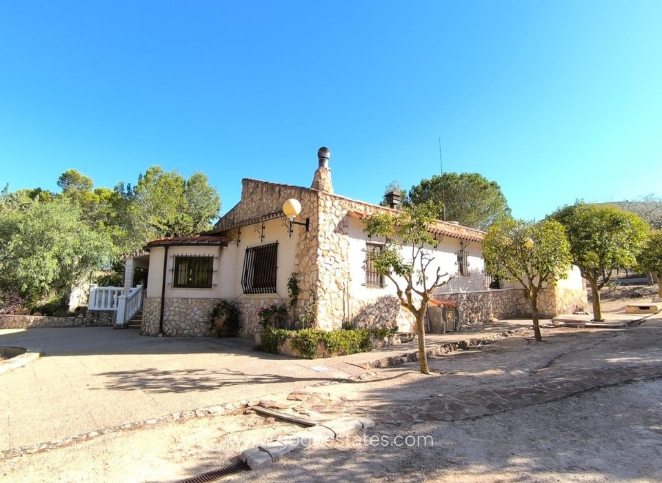 Te koop - Huis - Vrijstaande Villa - Yecla - Yecla Centro