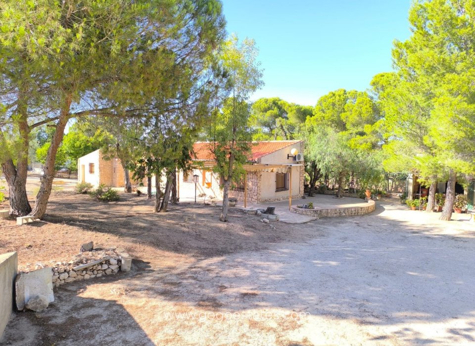 Te koop - Huis - Vrijstaande Villa - Yecla - Yecla Centro