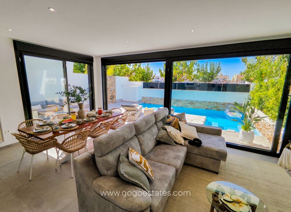 Te koop - Villa - Los Alcazares - La Minería