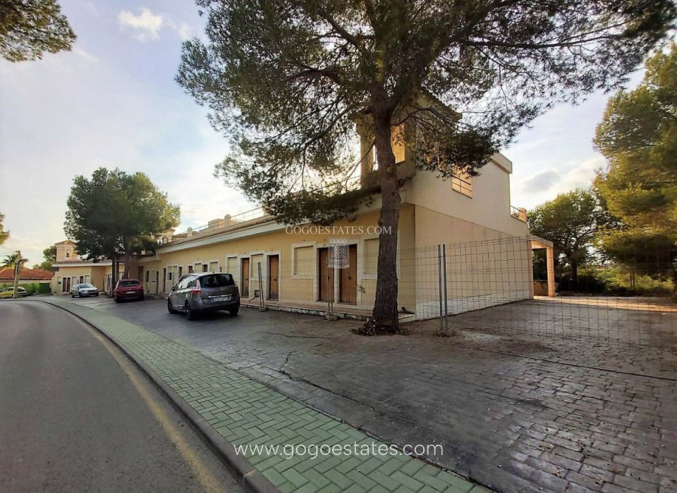 Te koop - Villa - Pilar De La Horadada - Pinar de Campo Verde