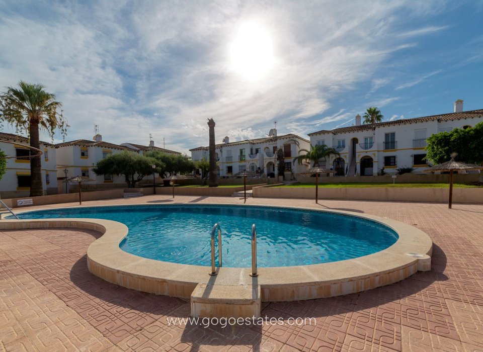 Venta - Apartamento - Apartamento en el último piso - San Miguel De Salinas - San Miguel de Salinas Centro