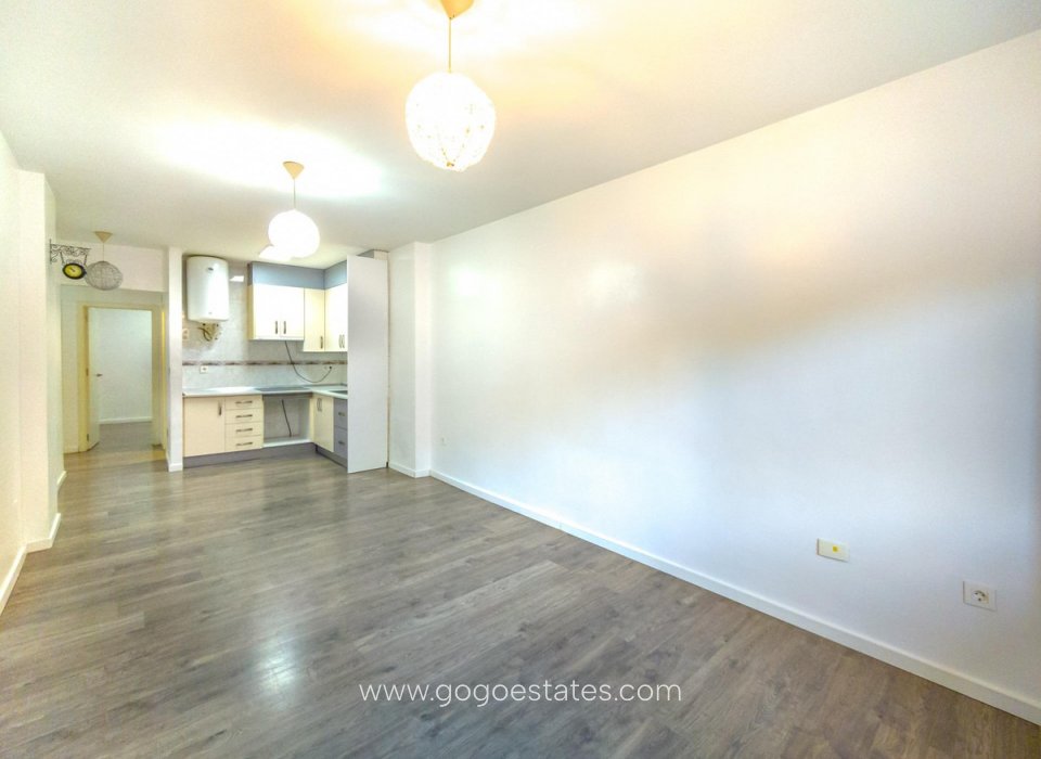 Venta - Apartamento - Apartamento Planta Baja - Torrevieja - Torrevieja Centro