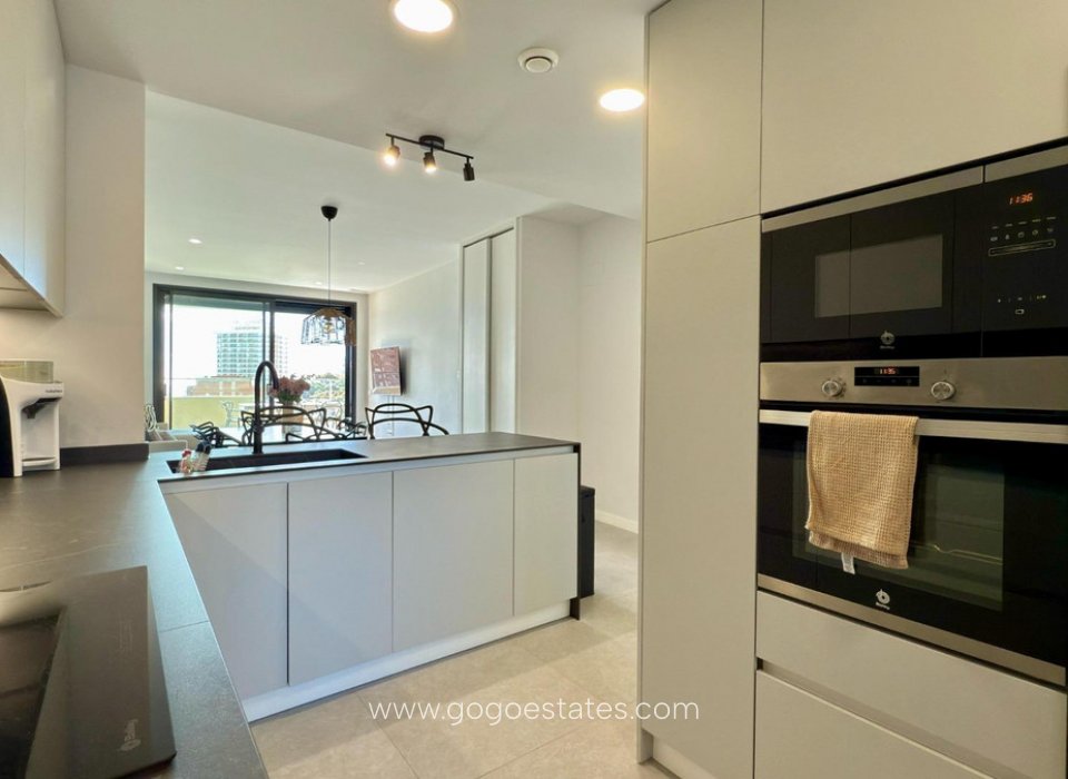 Venta - Apartamento - Apartamento Planta Media - Finestrat