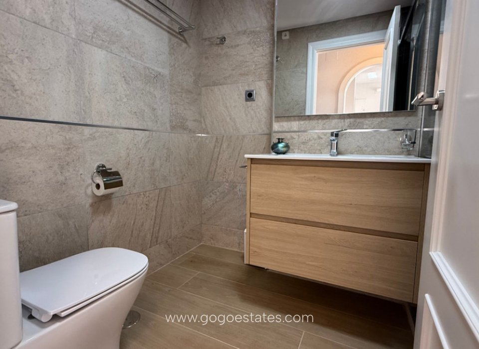 Venta - Apartamento - Apartamento Planta Media - Orihuela - Orihuela Centro