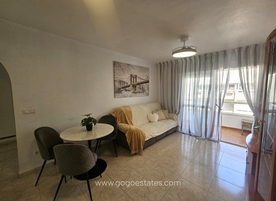 Venta - Apartamento - Apartamento Planta Media - Torrevieja - Aguas Nuevas