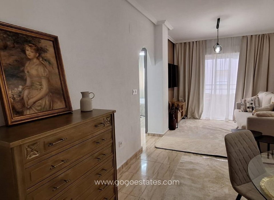 Venta - Apartamento - Apartamento Planta Media - Torrevieja - Torrevieja Centro