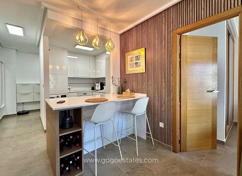 Venta - Apartamento - Apartamento Planta Media - Torrevieja - Torrevieja Centro