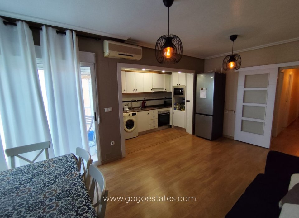 Venta - Apartamento - Apartamento Planta Media - Torrevieja - Torrevieja Centro