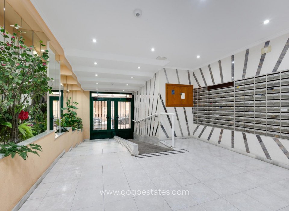 Venta - Apartamento - Apartamento Planta Media - Torrevieja - Torrevieja Centro