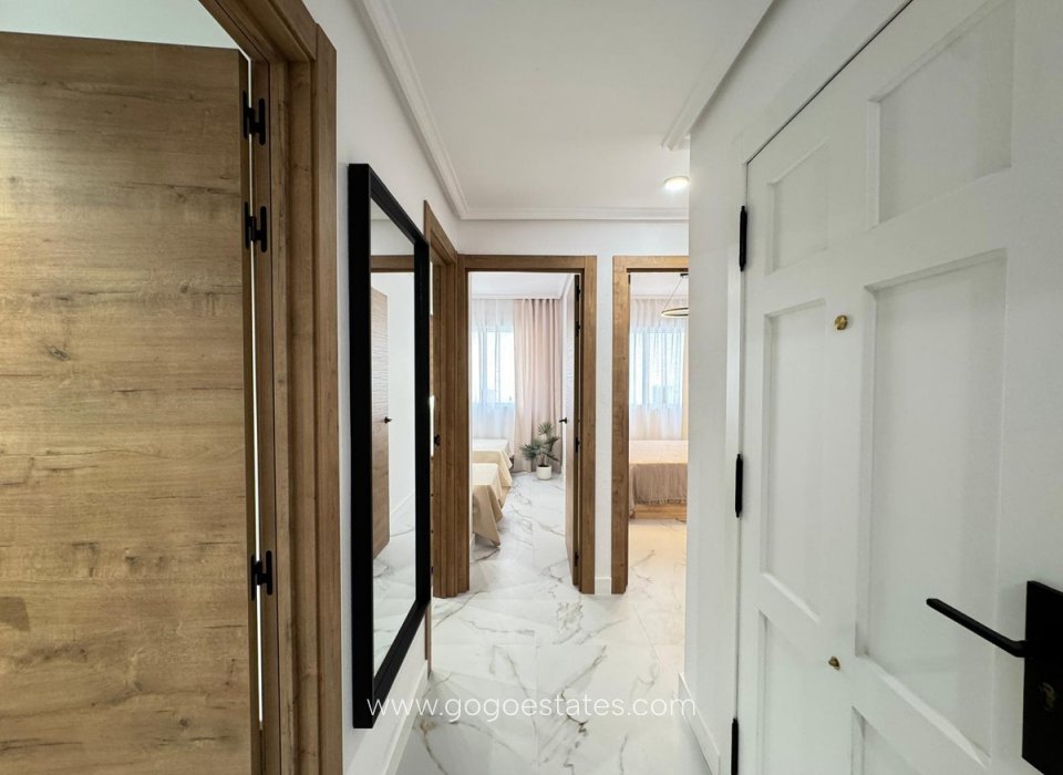 Venta - Apartamento - Apartamento Planta Media - Torrevieja - Torrevieja Centro