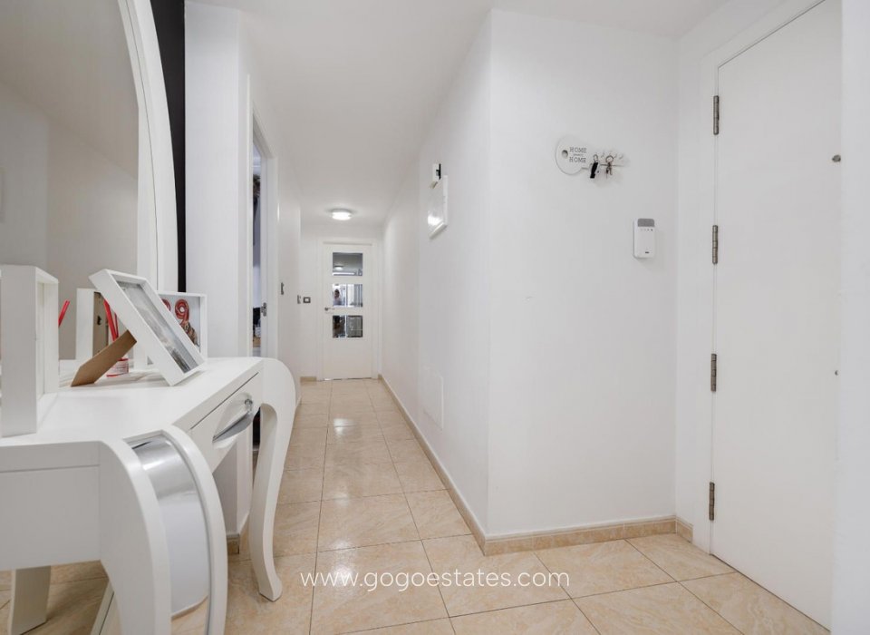 Venta - Apartamento - Apartamento Planta Media - Torrevieja - Torrevieja Centro