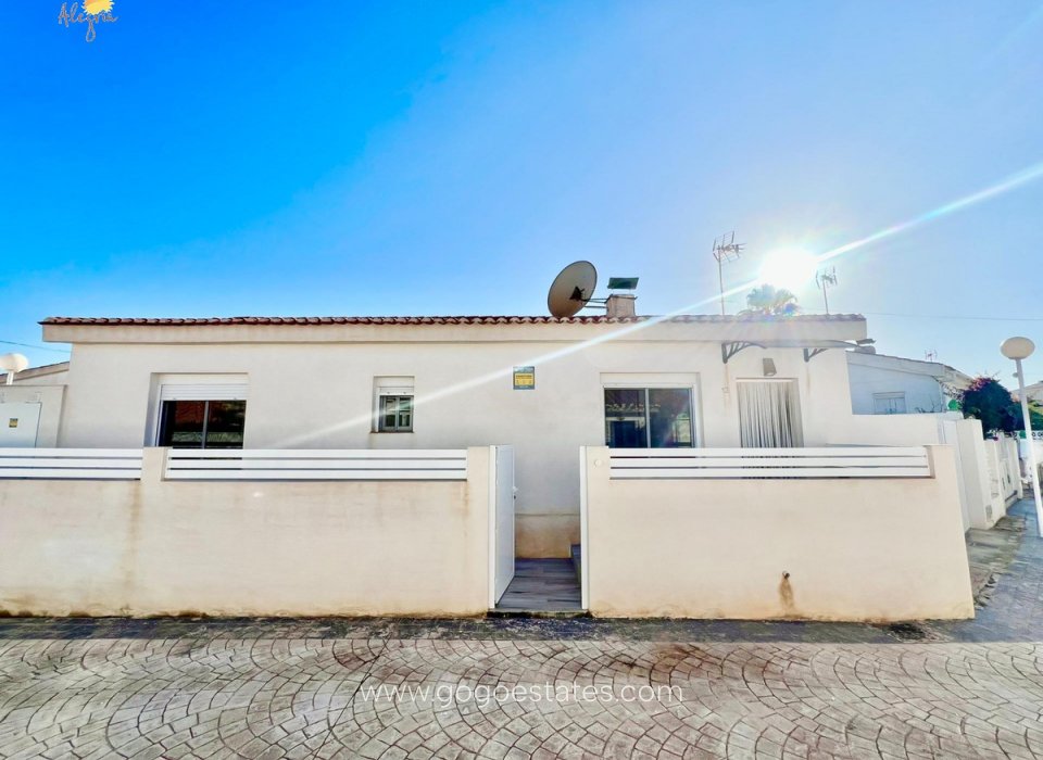 Venta - Casa - Bungalow - Torrevieja - Torrevieja Centro