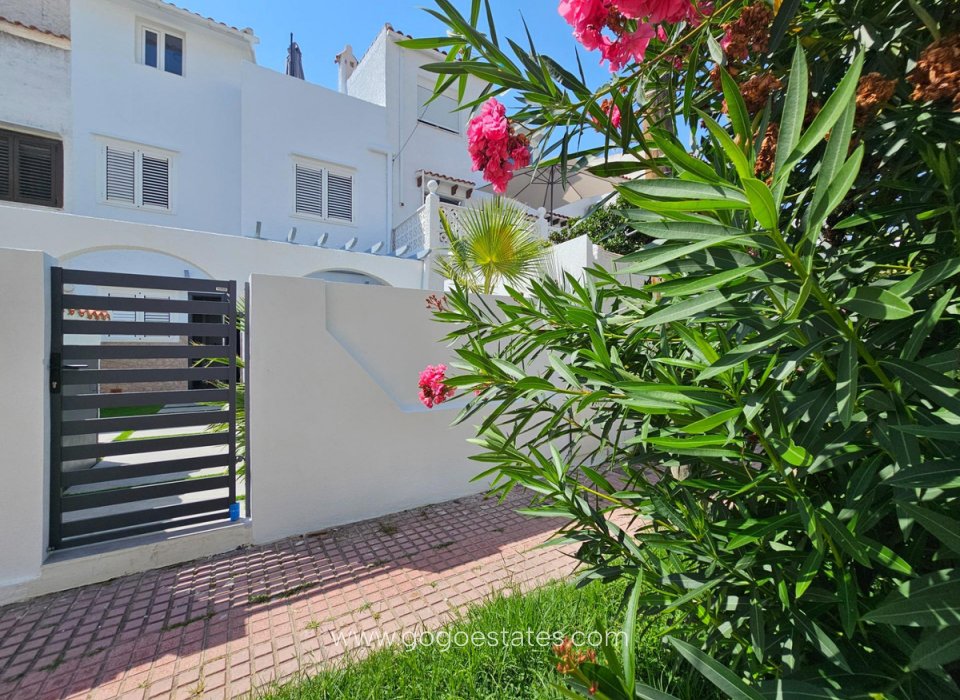 Venta - Casa - Bungalow - Torrevieja - Torrevieja Centro