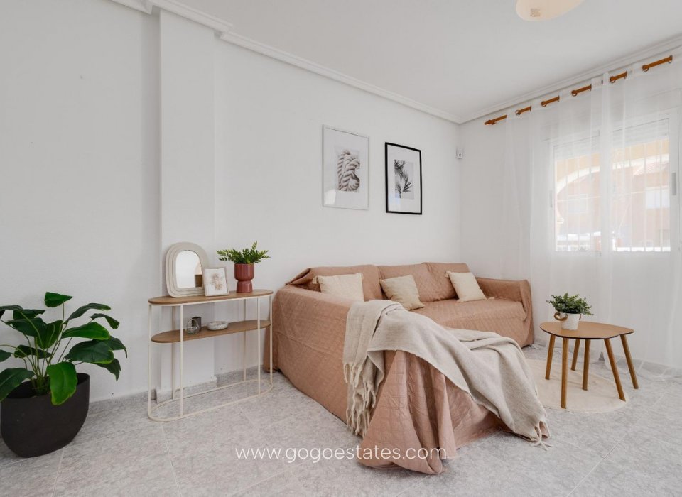 Venta - Casa - Bungalow - Torrevieja - Torrevieja Centro