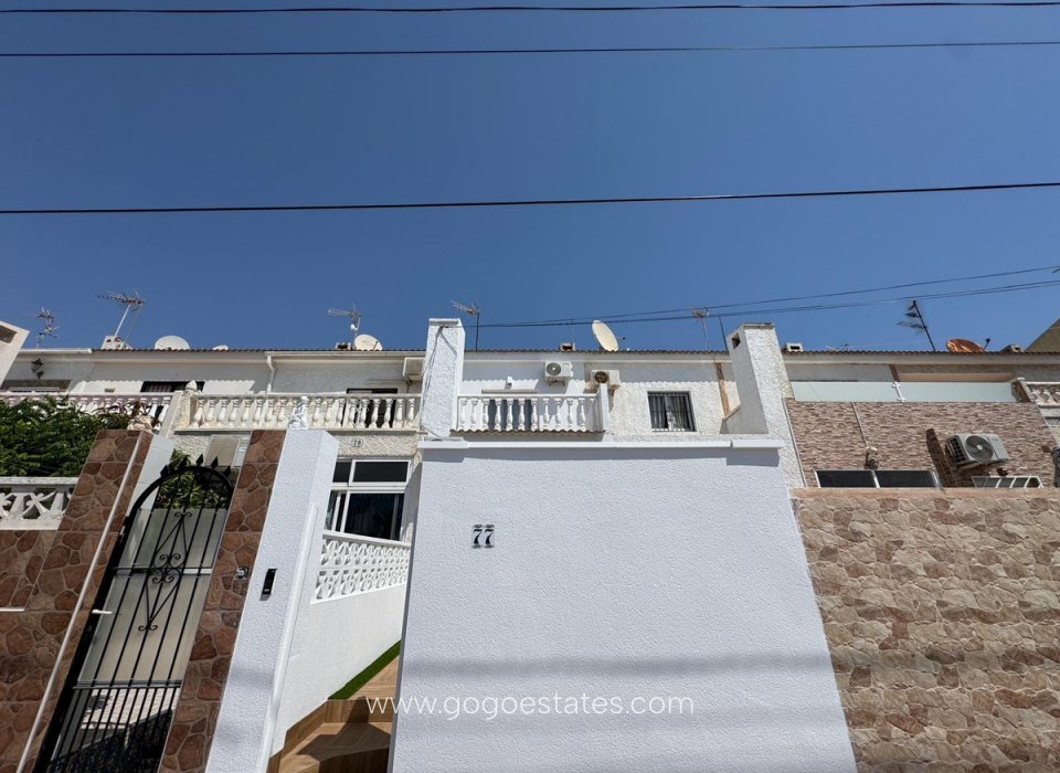 Venta - Casa - Bungalow - Torrevieja - Torrevieja Centro