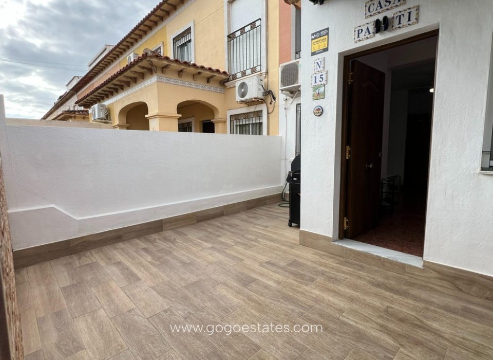 Venta - Casa - Bungalow - Torrevieja - Torrevieja Centro