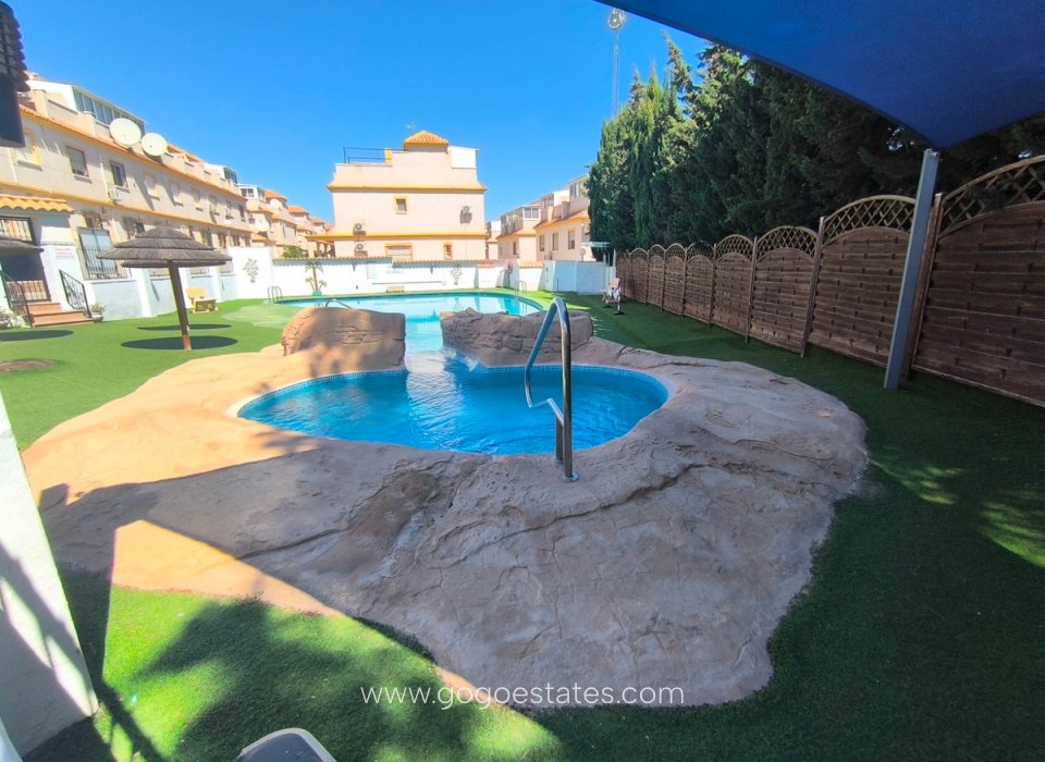 Venta - Casa - Casa adosada - Algorfa - Algorfa Centro