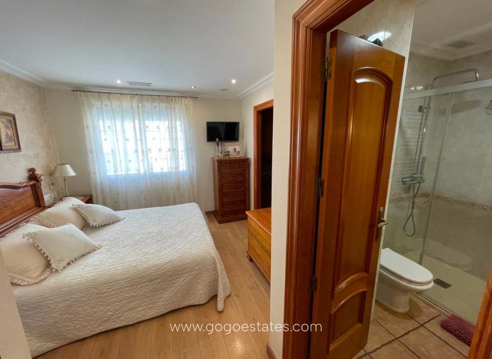 Venta - Casa - Casa adosada - Elche - Elche Centro