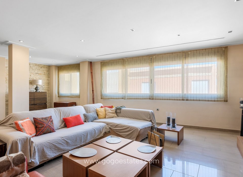 Venta - Casa - Casa adosada - Guardamar del Segura - Guardamar del Segura Centro