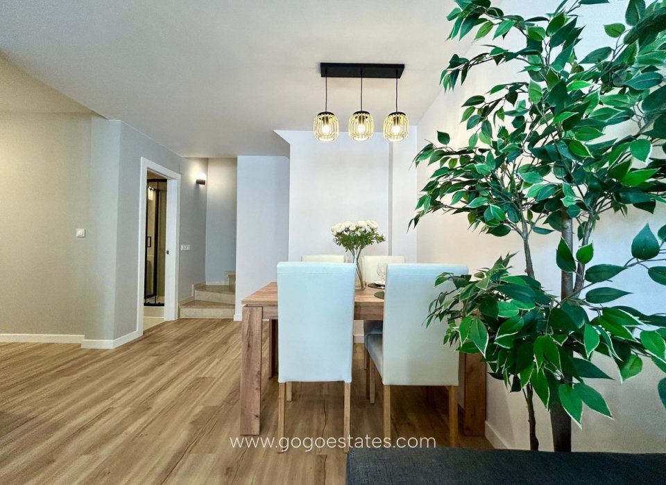 Venta - Casa - Casa adosada - Orihuela - Orihuela Centro