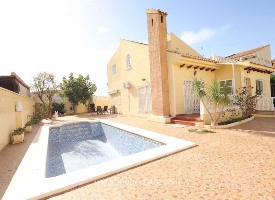 Venta - Casa - Casa adosada - Orihuela - Playa Flamenca