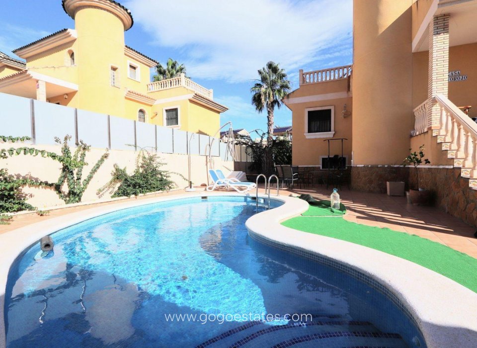 Venta - Casa - Casa adosada - Orihuela - Villamartin