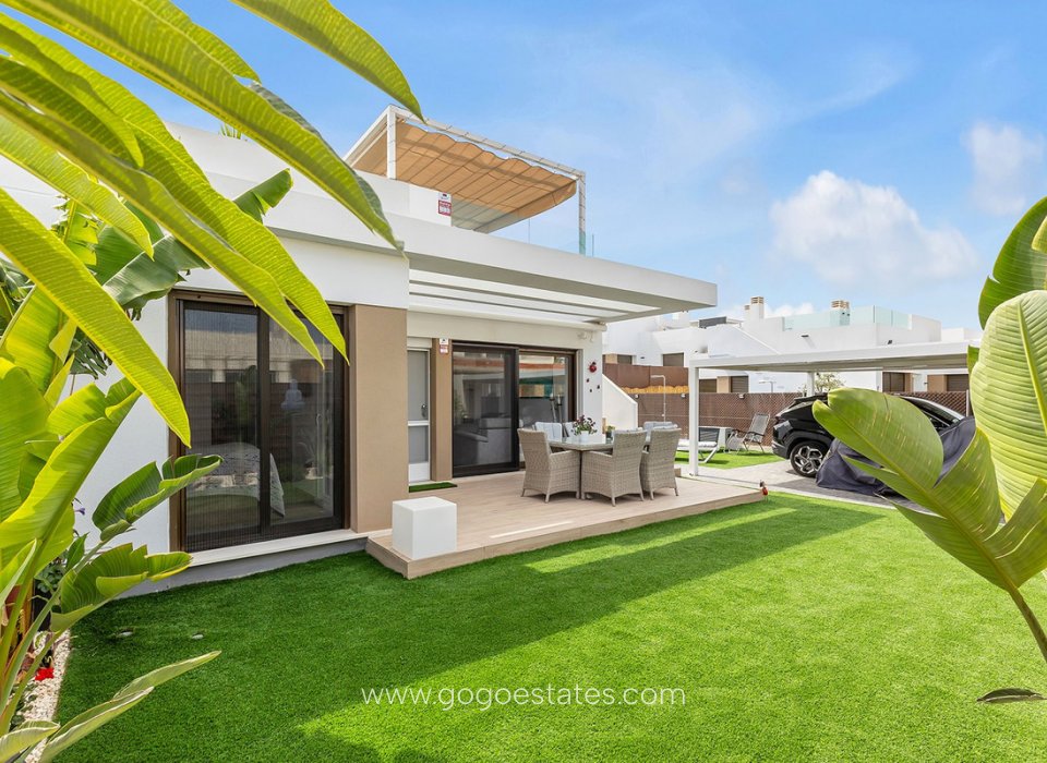 Venta - Casa - Casa adosada - Orihuela - Vista Bella Golf