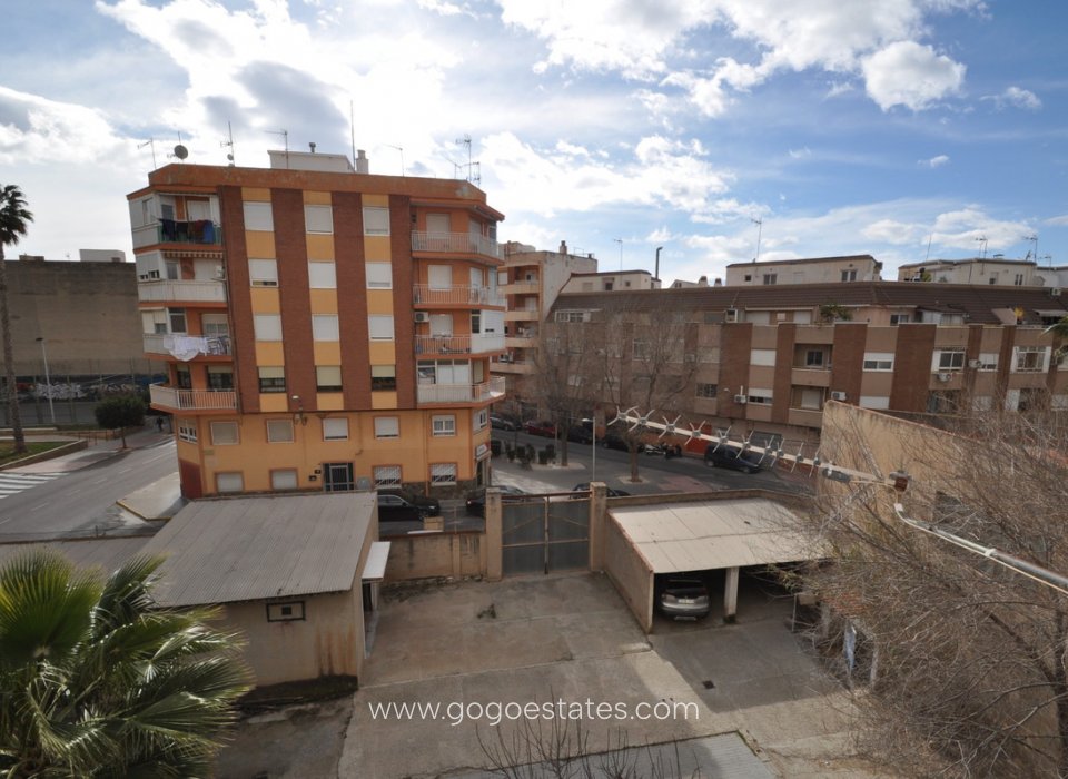 Venta - Casa - Casa adosada - Petrel - Petrer