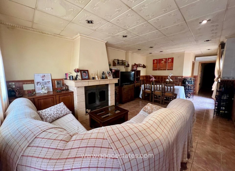 Venta - Casa - Casa adosada - Pinoso - Pinoso Centro