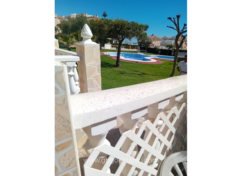 Venta - Casa - Casa adosada - Torrevieja - La Mata