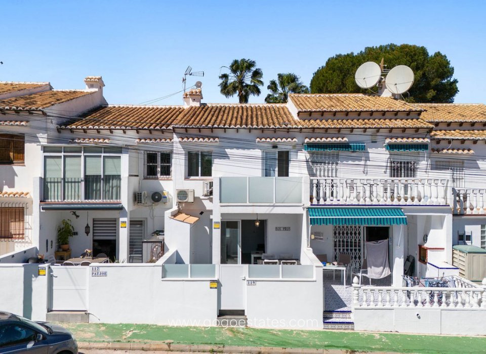Venta - Casa - Casa adosada - Torrevieja - Lago jardin