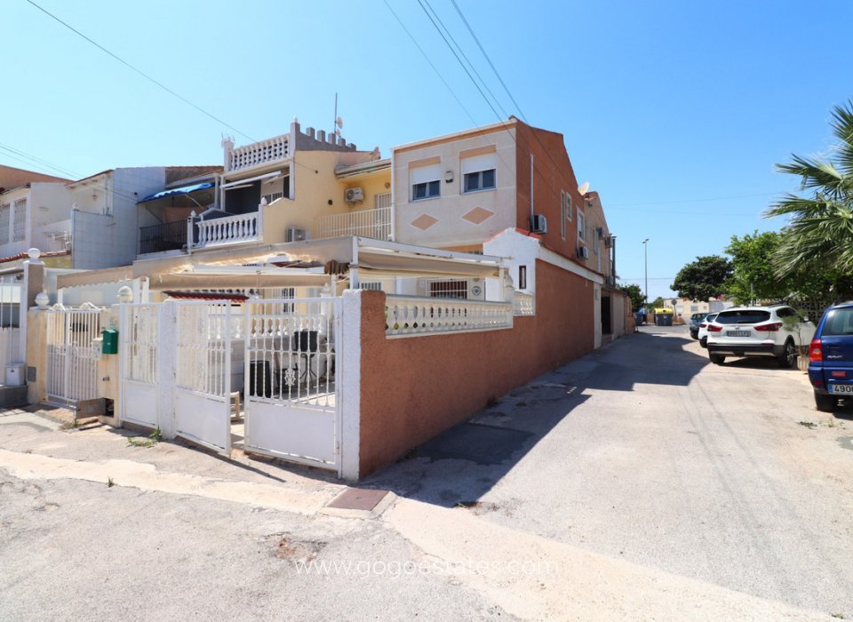 Venta - Casa - Casa adosada - Torrevieja - Torrevieja Centro