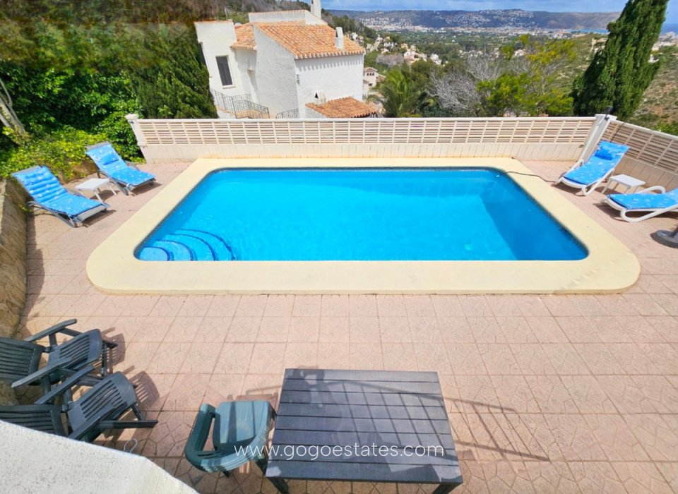 Venta - Casa - Chalet Independiente - Adsubia - Adsubia Centro