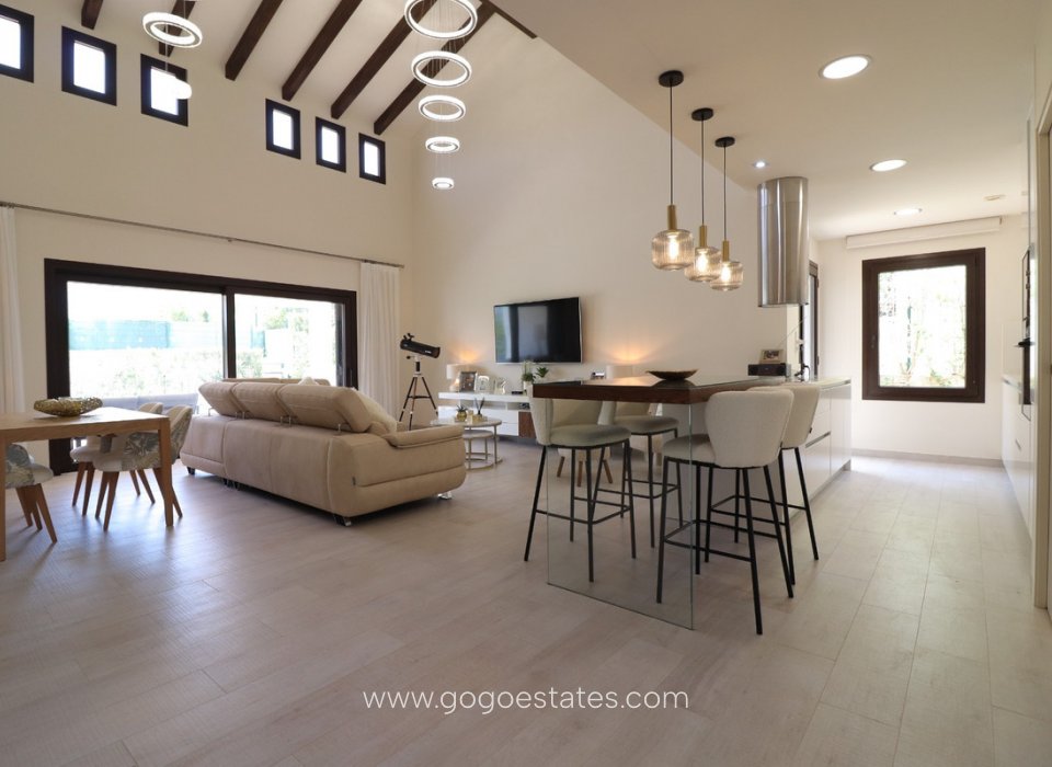 Venta - Casa - Chalet Independiente - Algorfa - Algorfa Centro