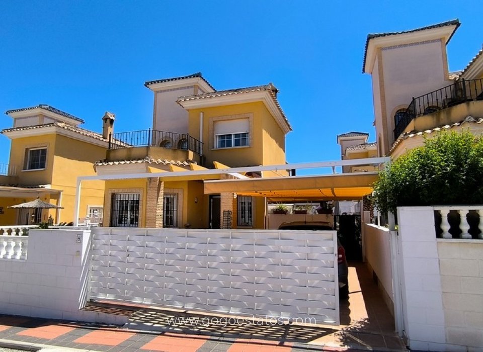 Venta - Casa - Chalet Independiente - Algorfa - Algorfa Centro
