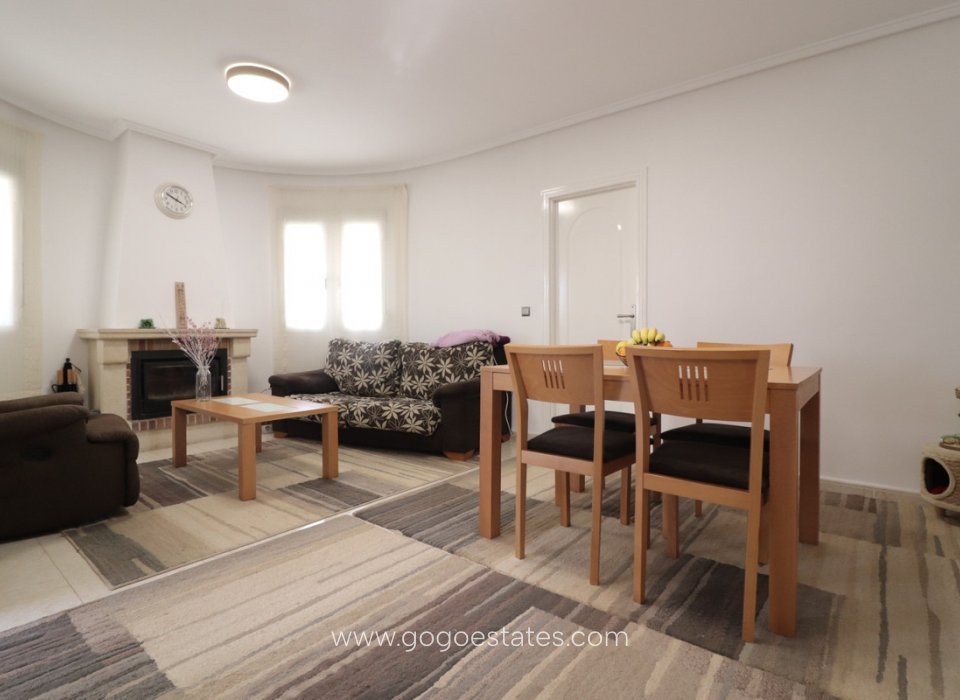 Venta - Casa - Chalet Independiente - Benijofar