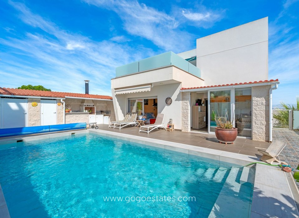 Venta - Casa - Chalet Independiente - Benijofar