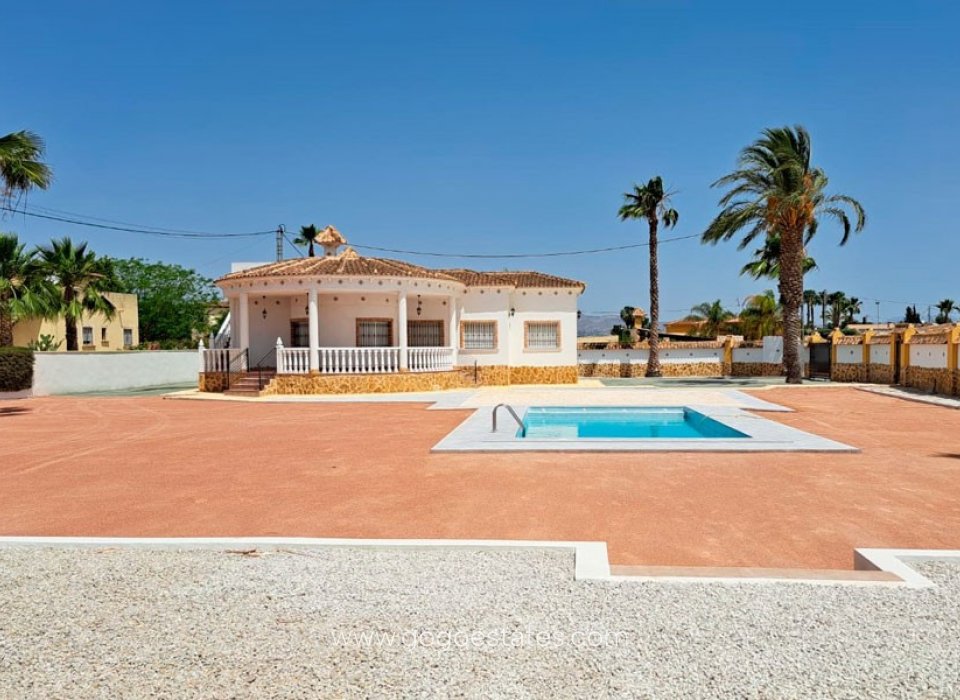 Venta - Casa - Chalet Independiente - Catral - Catral Centro