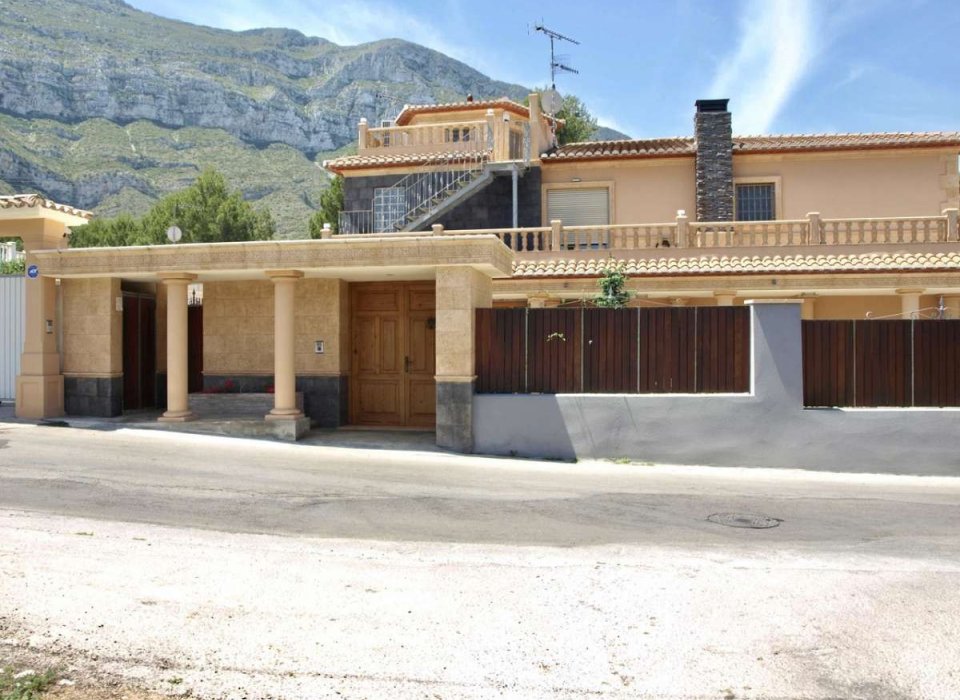 Venta - Casa - Chalet Independiente - Dénia - Denia Centro