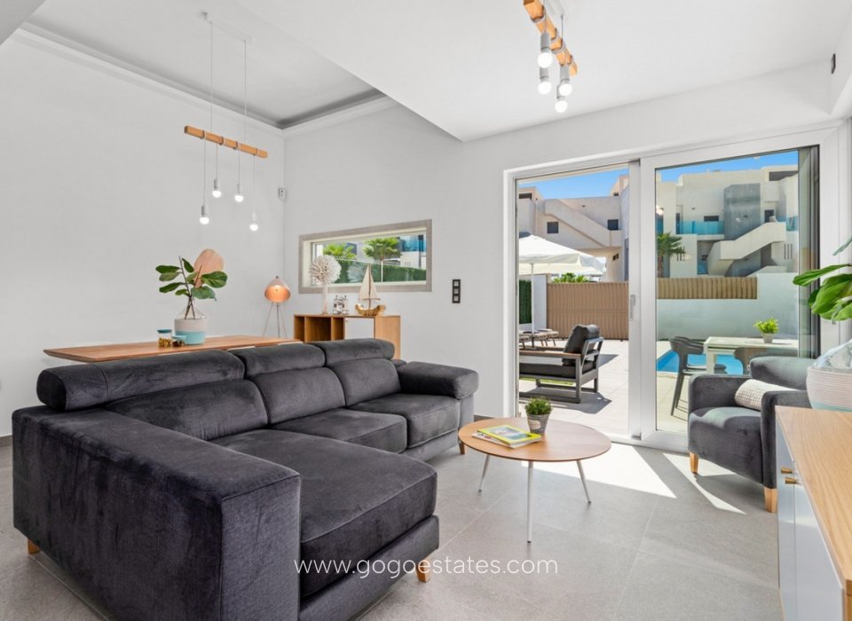 Venta - Casa - Chalet Independiente - Guardamar del Segura - Guardamar del Segura Centro