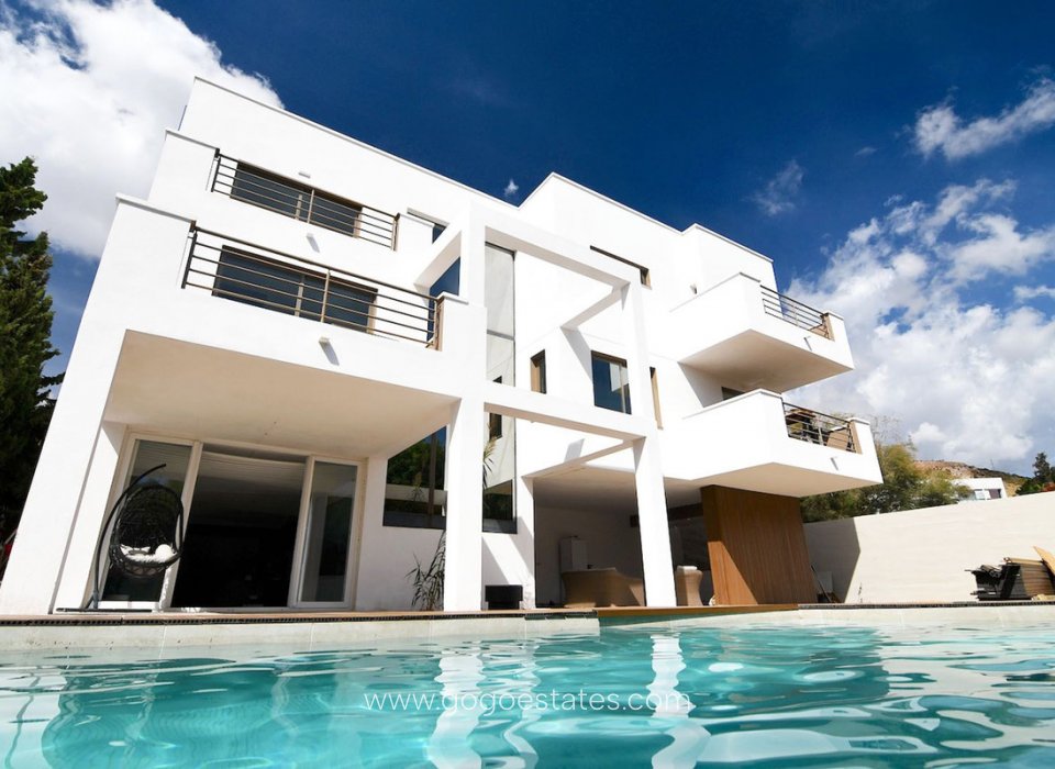 Venta - Casa - Chalet Independiente - La Envia