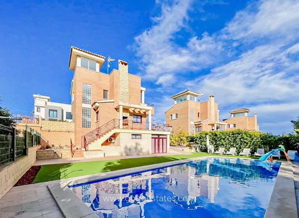 Venta - Casa - Chalet Independiente - La Nucía - La Nucia Centro