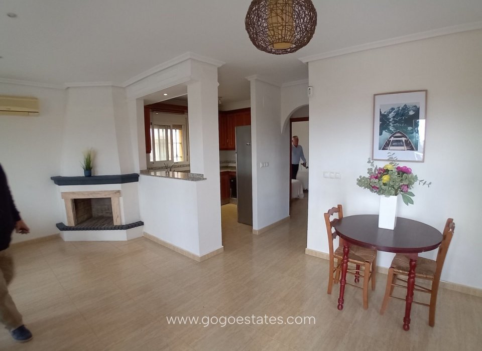 Venta - Casa - Chalet Independiente - Los Montesinos - Los Montesinos Centro