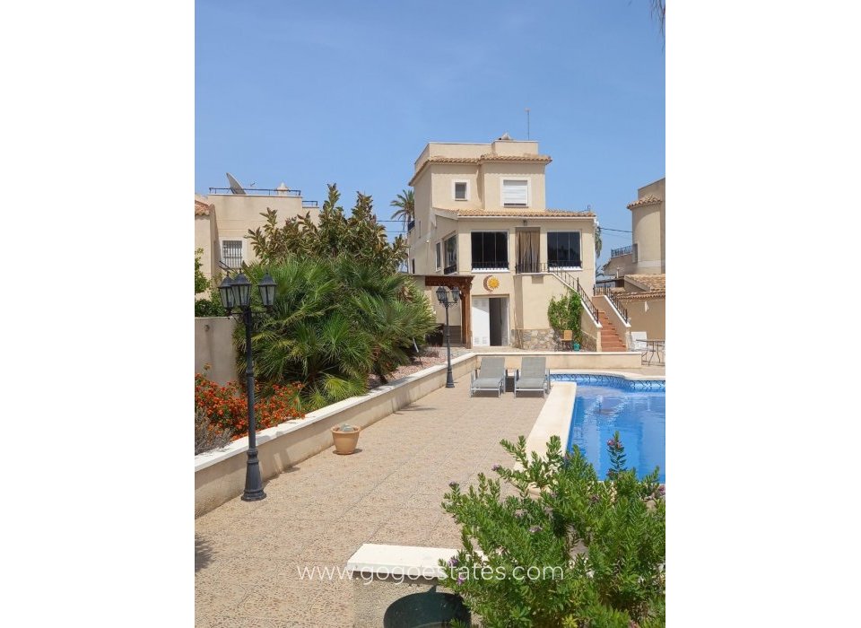 Venta - Casa - Chalet Independiente - Murcia - Abanilla Centro